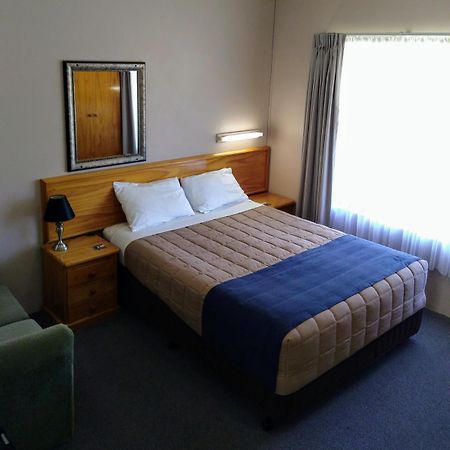 Armidale Rose Villa Motel ภายนอก รูปภาพ